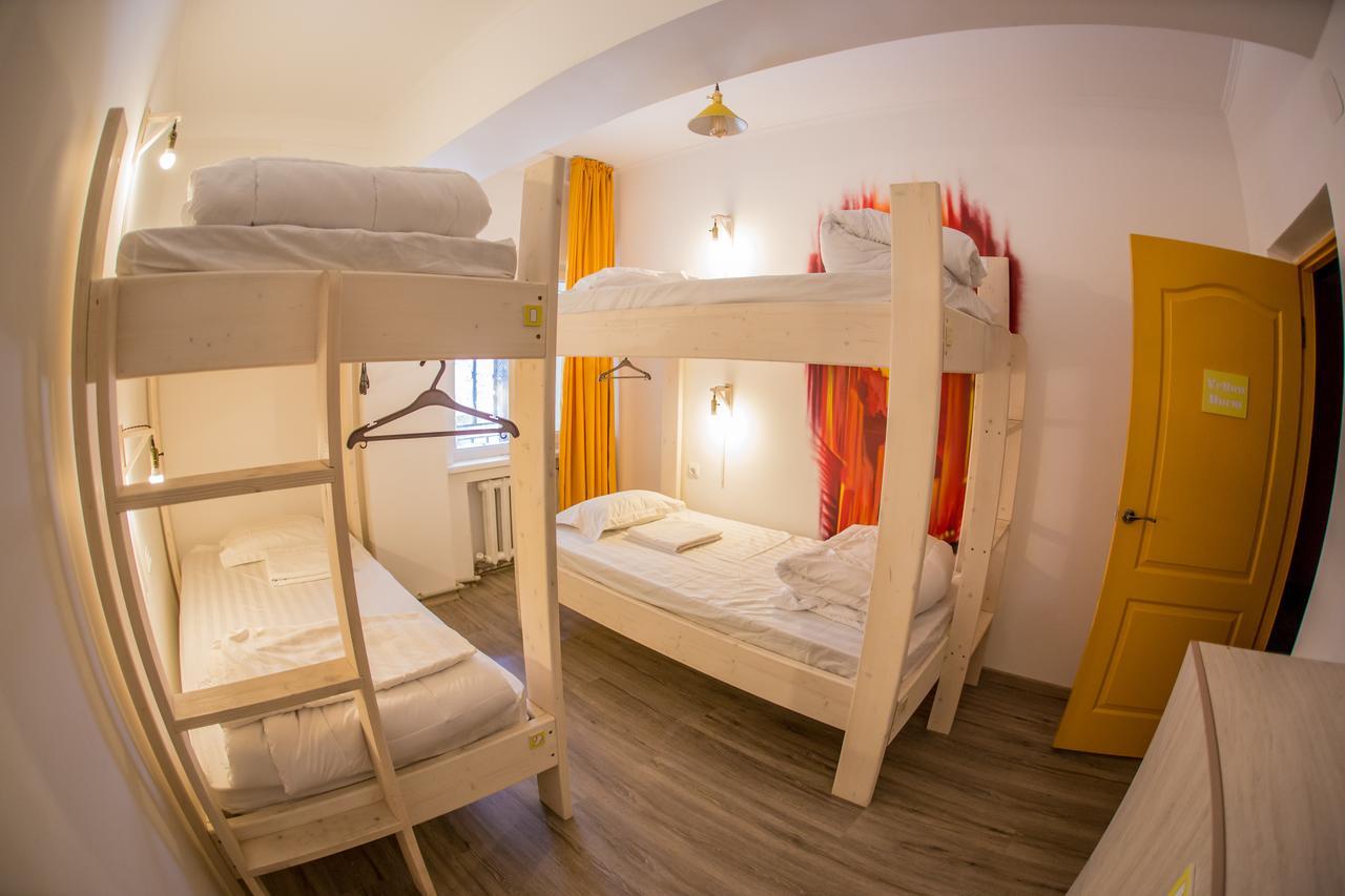 West Point Soul Hostel Almaty Esterno foto