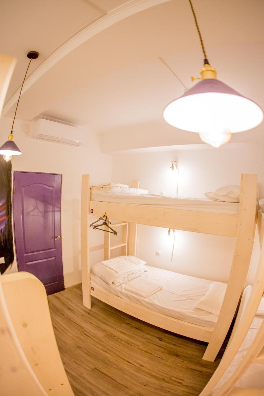 West Point Soul Hostel Almaty Esterno foto