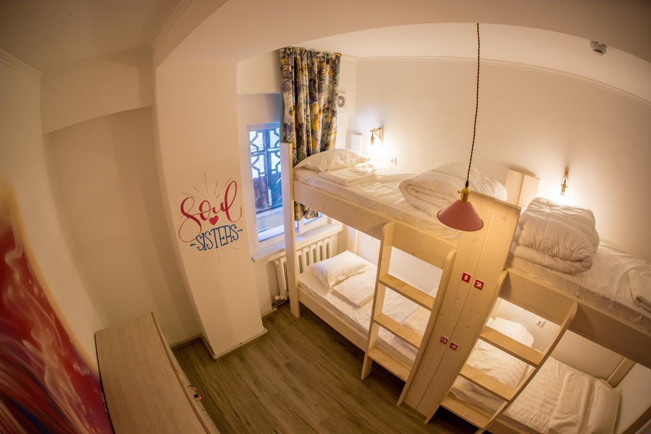 West Point Soul Hostel Almaty Esterno foto